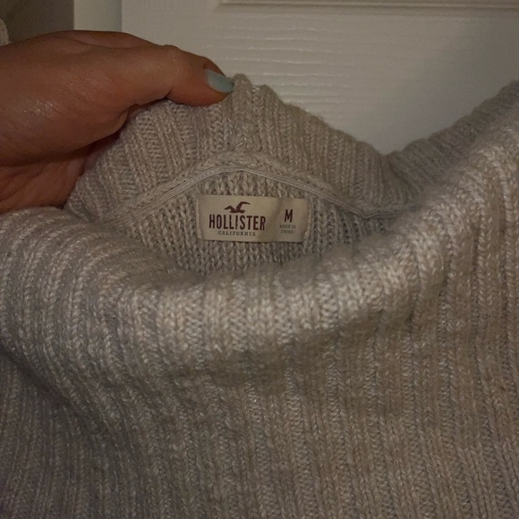 Hollister off shoulder sweater - cream/tan - Picture 2 of 3